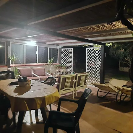 Pretty House *