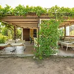 Pretty House *